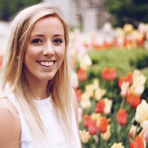 Meet your Posher, Caitlin